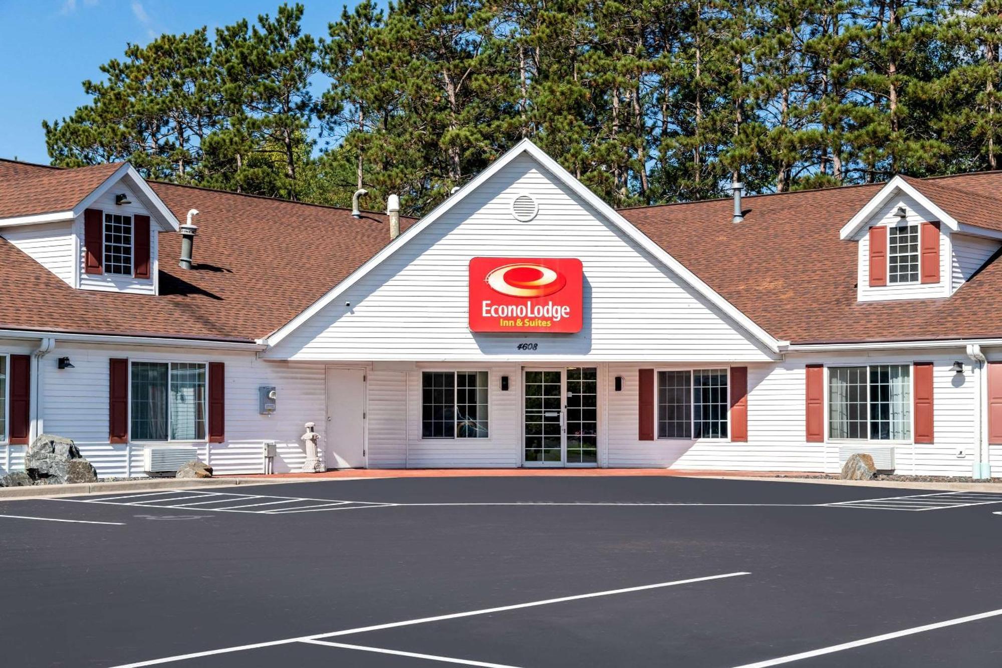 Econo Lodge Inn & Suites Eau Claire Zewnętrze zdjęcie