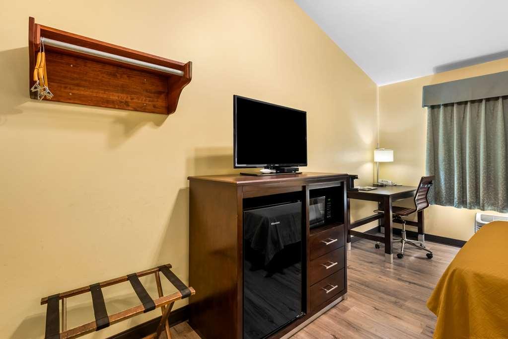 Econo Lodge Inn & Suites Eau Claire Pokój zdjęcie