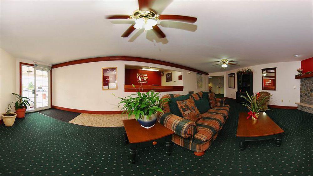 Econo Lodge Inn & Suites Eau Claire Zewnętrze zdjęcie