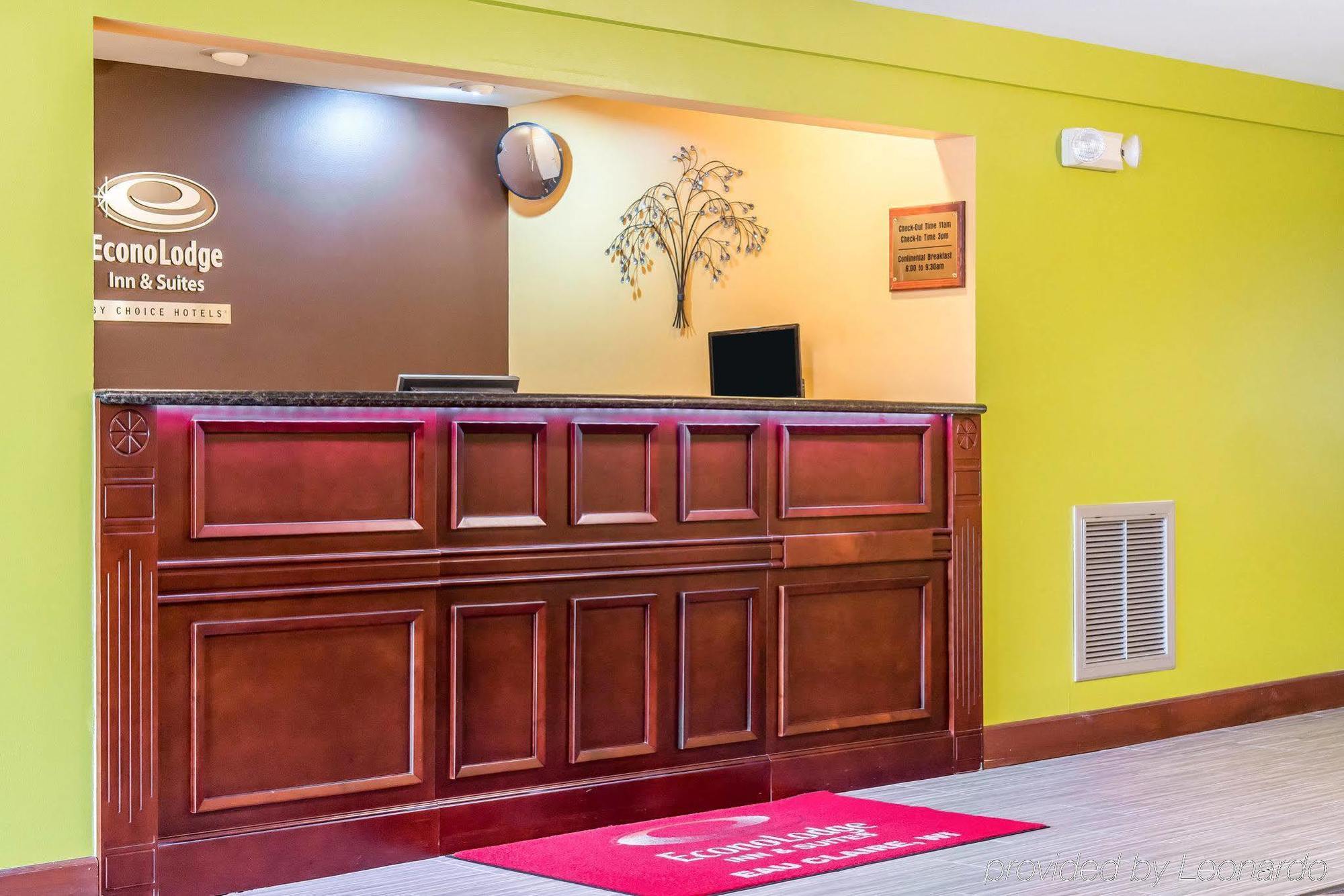 Econo Lodge Inn & Suites Eau Claire Zewnętrze zdjęcie