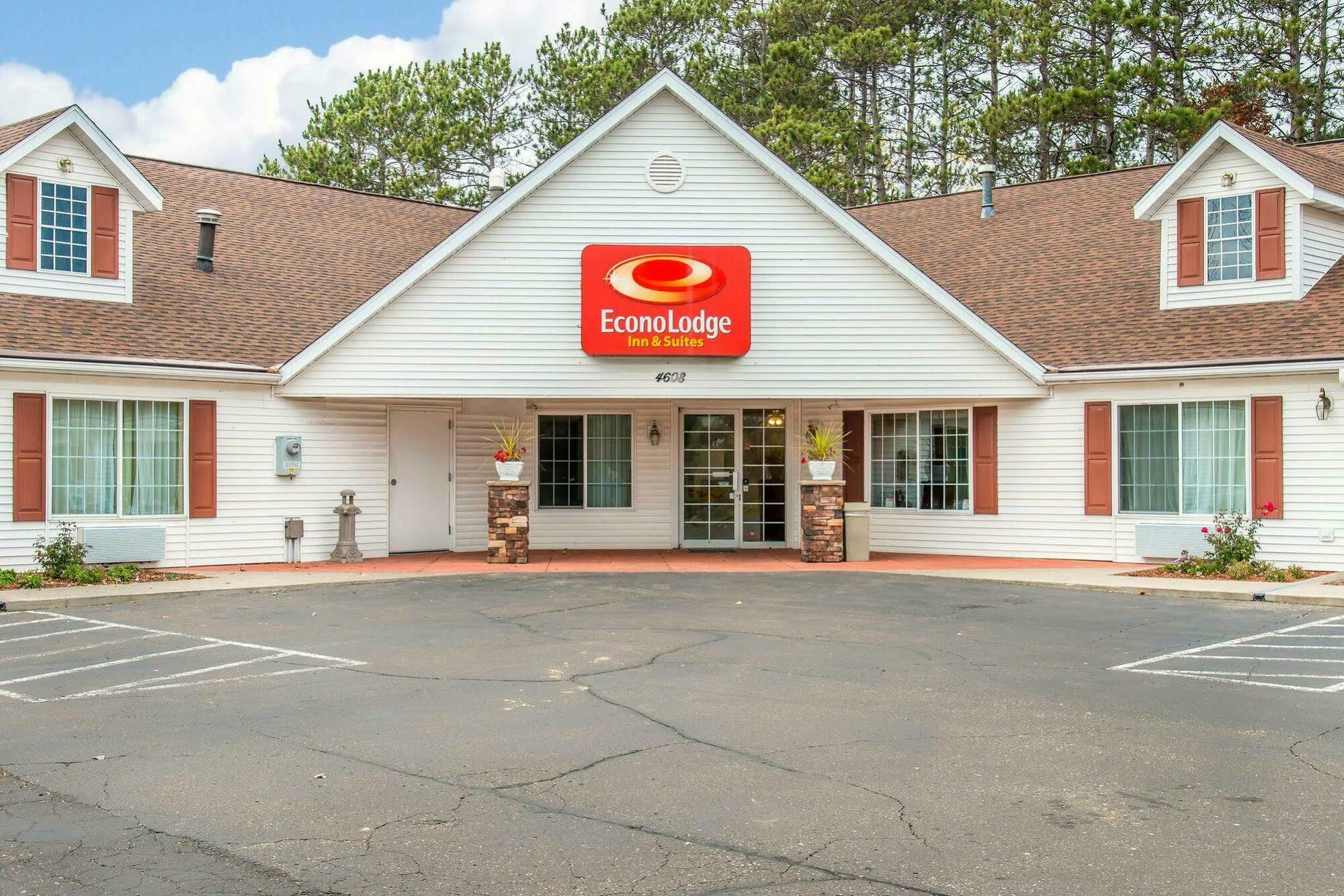 Econo Lodge Inn & Suites Eau Claire Zewnętrze zdjęcie